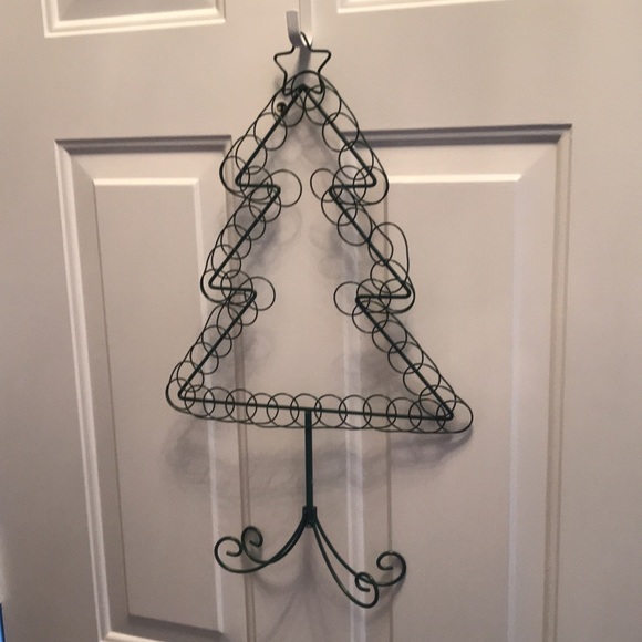 Green Wire Christmas Wreath or Picture Card Holder - Picture 10 of 10